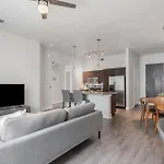 Cs 4516 Lovely Apartment In Uptown Hub