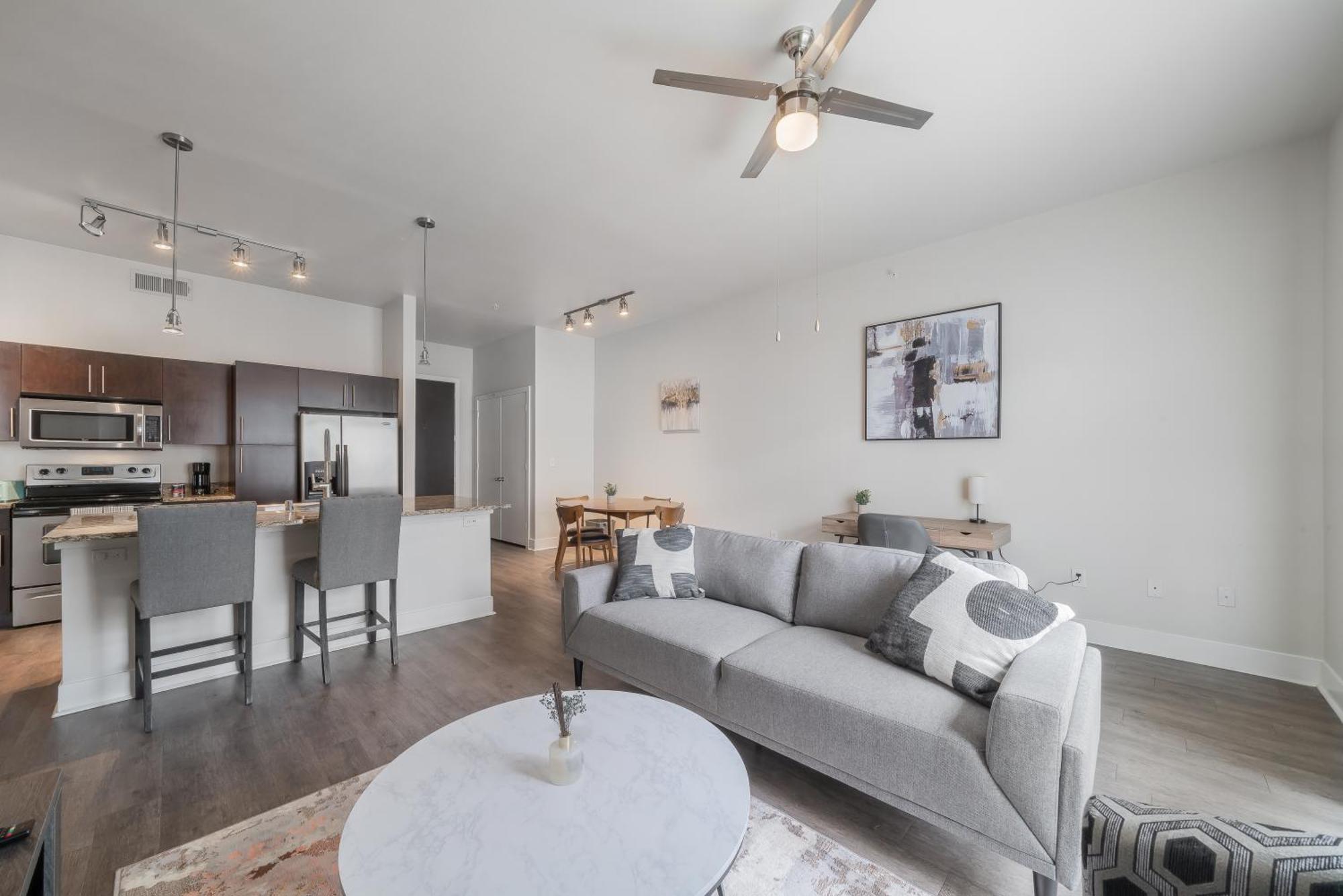 Apartment Cs 4516 Lovely In Uptown Hub Dallas